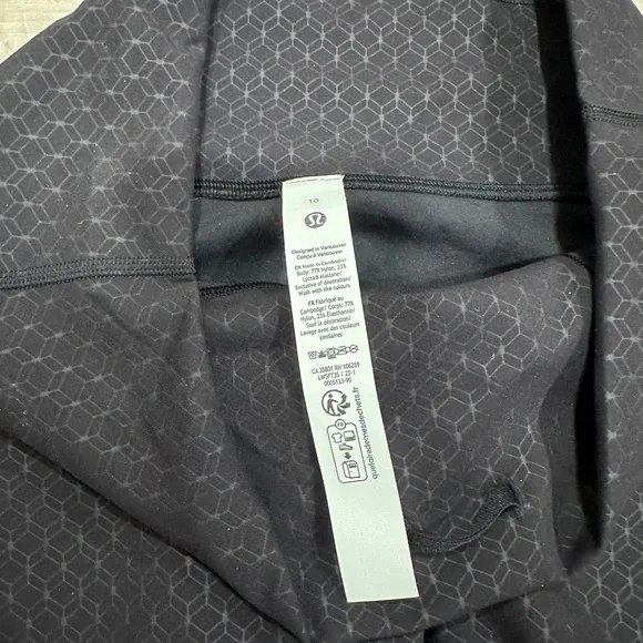 Lululemon Wunder Train High-Rise Tight 25" Geo Tile Emboss Black - Picture 2 of 11